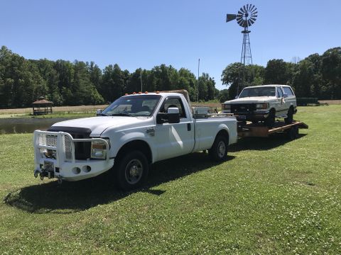 2008 Ford F-250 “White Lightnin”