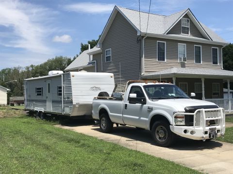 2008 Ford F-250 “White Lightnin”