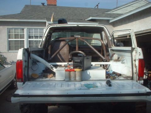 1995 Ford Bronco - front half of the cage coming out.