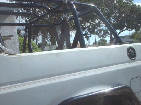 1995 Ford Bronco - shows the seatbelt mounts..