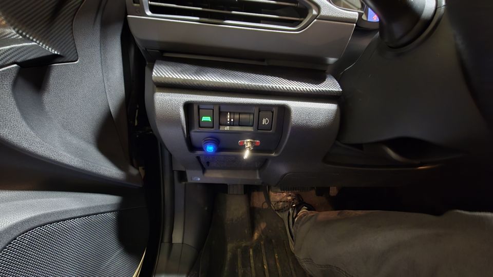 Toggle switch (right) ties into a CANM8 highbeam module, so Auxbeam driving lights come on with highbeams. Toggle switch to the left, is linked to the LED rocker switch allowing on/off.
. 

The upper switch, is in the shape of a lightbar, and controlls the BajaDesigns lights on the bottom of light bar.