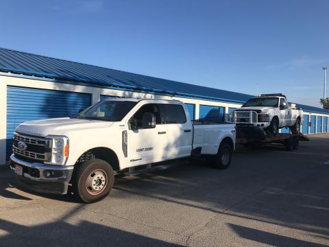 2008 Ford F-250 “White Lightnin”