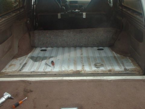 1995 Ford Bronco - Before Shot.. Raised the carpet (later i cut it out..)