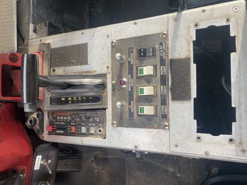1990 GMC Sierra 3500 - Fire Crew center console