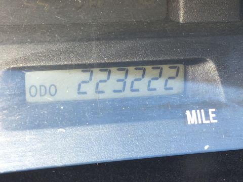 2001 Toyota Avalan photo