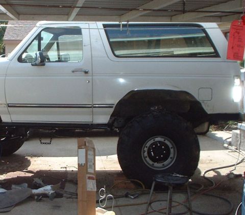 1995 Ford Bronco - Rear drivers side hacked