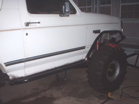 1995 Ford Bronco - passenger side done