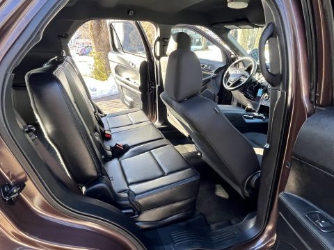 2001 Ford Crown Victoria