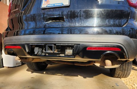 2016 Ford Explorer - The valance simply snaps into place along the top, with about 9 pushpins along the bottom. The reflectors also snap in easily.