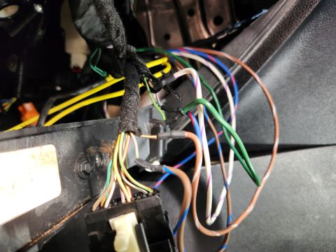 2016 Ford Explorer - The column-shift wires were cut in the dash harness and extended through to the right side of the console where its connector is. IF THE IM…