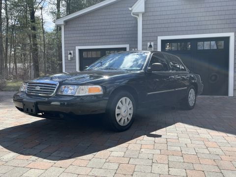 2001 Ford Crown Victoria