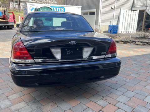 2001 Ford Crown Victoria