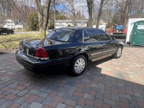 2001 Ford Crown Victoria