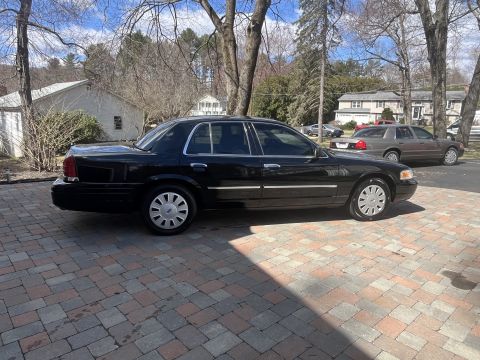 2001 Ford Crown Victoria