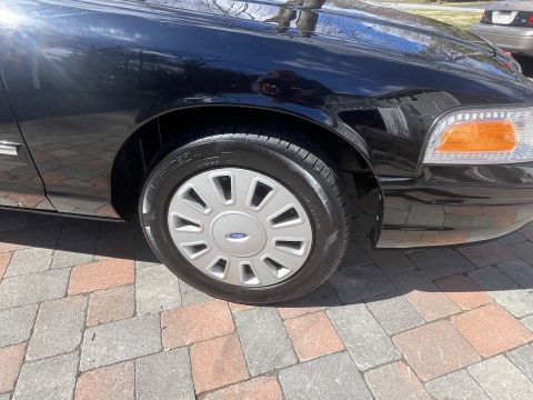 2001 Ford Crown Victoria