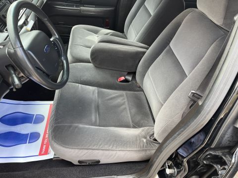2001 Ford Crown Victoria