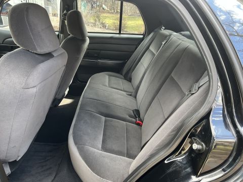2001 Ford Crown Victoria