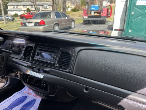 2001 Ford Crown Victoria