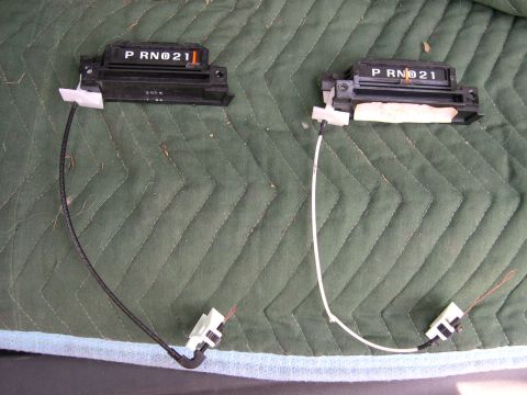 1994 Ford Bronco - Got a new one from Ford, about 20 bucks, and the quality of this one is much better, the cable is protected much better, and the spring of…