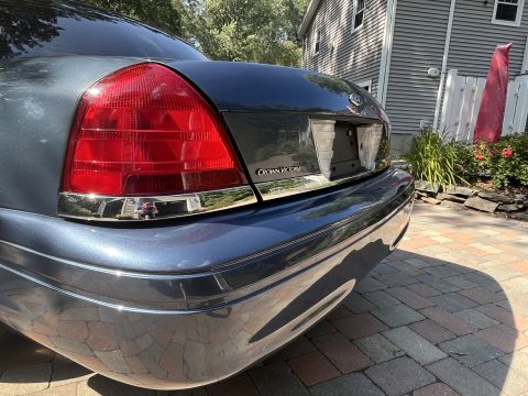 2001 Ford Crown Victoria