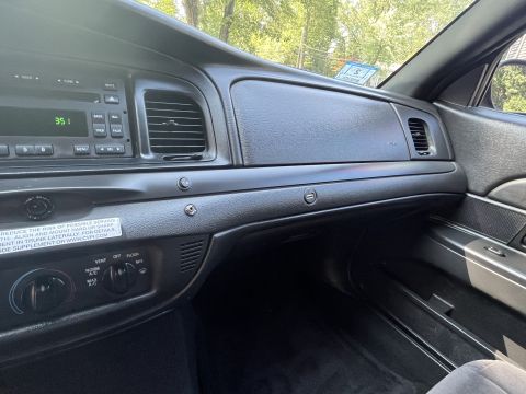 2001 Ford Crown Victoria