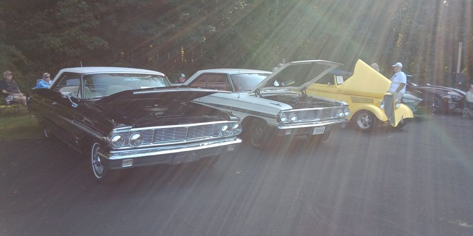 a couple of nice Galaxies from 1964, the white one had a 427 with dual 4 bbls!