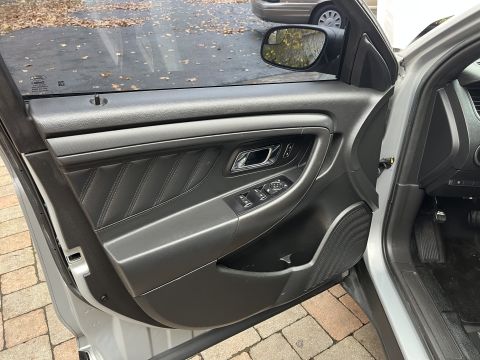 2001 Ford Crown Victoria