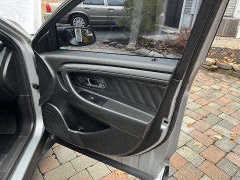 2001 Ford Crown Victoria