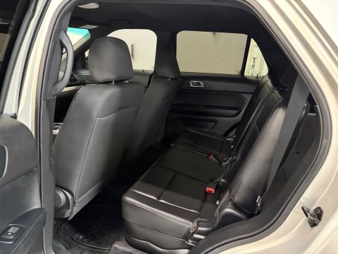 2001 Ford Crown Victoria