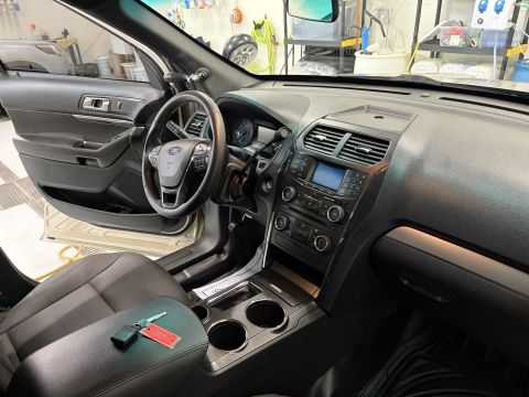 2001 Ford Crown Victoria