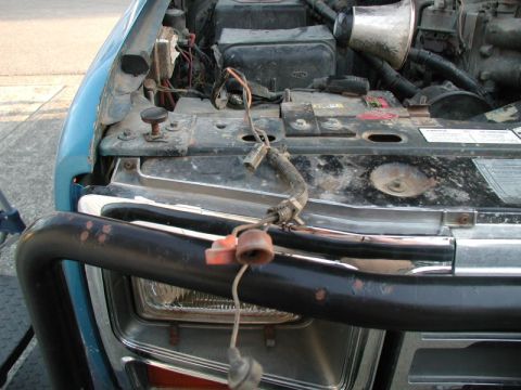 1985 Ford Bronco - Remove the original tape to expose all the wires.
