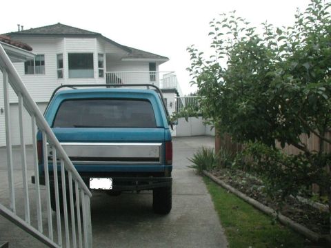1985 Ford Bronco - A few pictures of my factory boat rack.