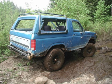 1985 Ford Bronco - Boat Rack