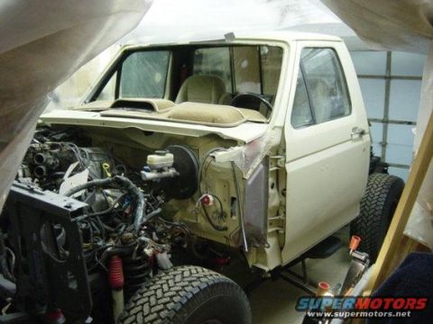 1985 Ford Bronco - Chuck: Supermotors Page / Thread on FSB - 87/91 F-150 cab swap in the making / Supermotors Page - Chassis Assembly