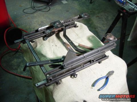 1985 Ford Bronco - Chuck: Supermotors Page / Thread on FSB - 87/91 F-150 cab swap in the making / Supermotors Page - Chassis Assembly
