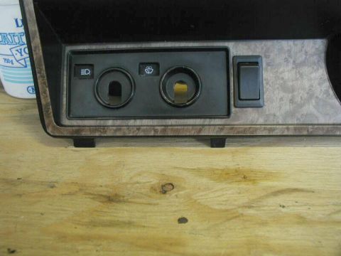1985 Ford Bronco - Bypass switch (momentary on).