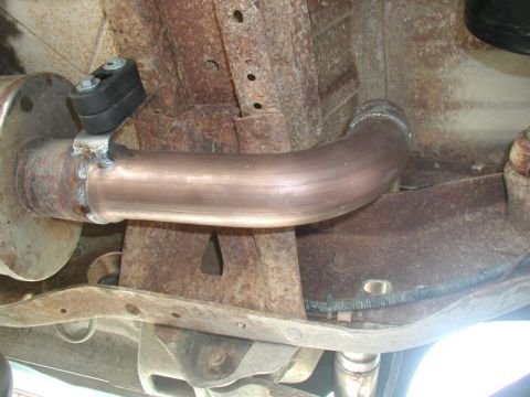 1985 Ford Bronco - New stainless 2.5" pipe and steel sleeved hangers.