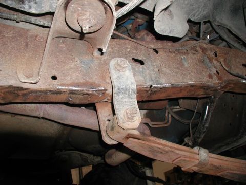 1985 Ford Bronco - Cracks drilled and welded.