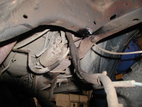 1985 Ford Bronco - On the drivers side, the cracks were drilled and welded.
