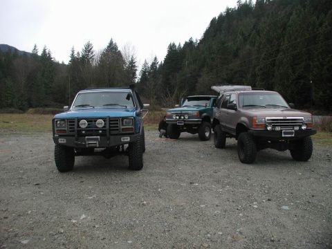 1985 Ford Bronco - This bumper is a one off by Serious Metal Fabricators (SMF).