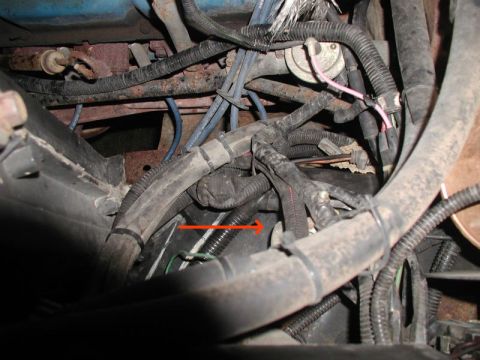 1985 Ford Bronco - I ran the main power wire (1/0 gu) for the fuse block off the solenoid for the dual batteries. I ran it off the ignition side of solenoid s…