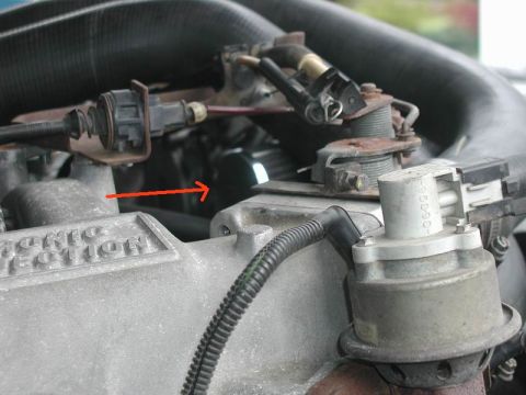 1985 Ford Bronco - Small K&N filter clamped onto the intake tube of the compressor.