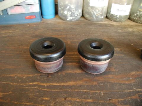 1985 Ford Bronco - I modified two Super Duty cab mounts to meet my specifications.