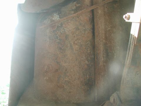 1985 Ford Bronco - Right side, looking straight up and back a little (leaf spring to the right).