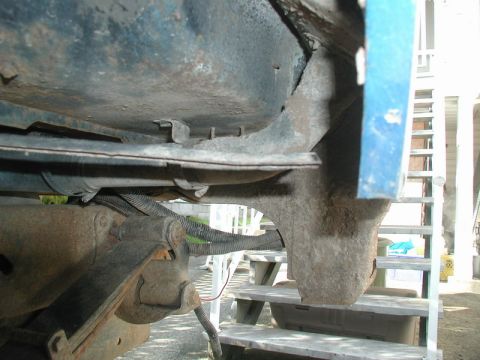1985 Ford Bronco - Left side, looking rearward from the wheel well.