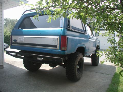 1985 Ford Bronco - Fender Trimming (rear)