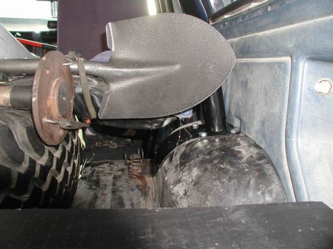 1985 Ford Bronco - All bolted in - will massage the base plate later.