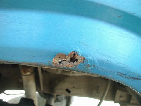 1985 Ford Bronco - Passenger side, front fender.