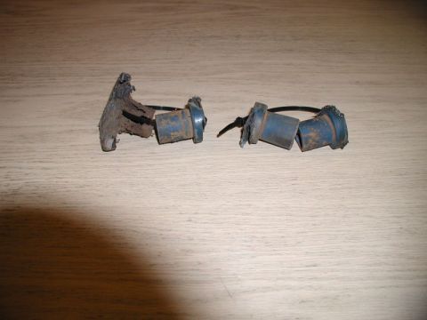 1985 Ford Bronco - I replaced the bushings in the front leaf springs (rear main eye's).