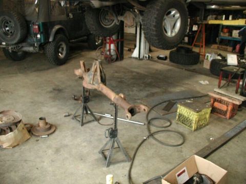 1985 Ford Bronco - Tearing it apart.